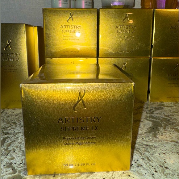 Artistry Supreme LX Regenerating Cream - Gold